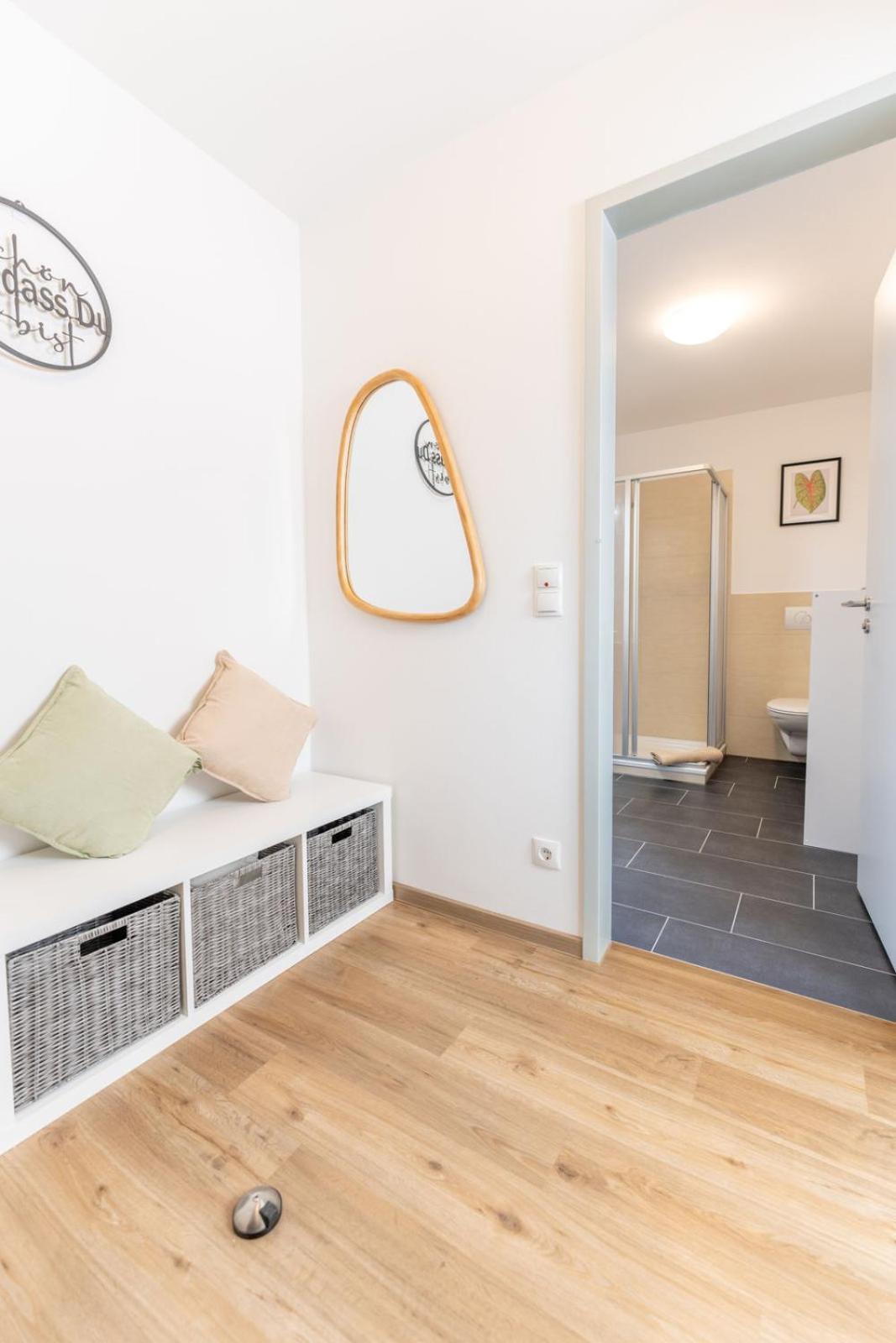 Modernes Apartment Mit Privatem Stellplatz Wenige Minuten Von Der Innenstadt & Mosel โคเบลนซ์ ภายนอก รูปภาพ